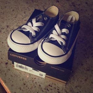 New Navy Converse Chucks Infant/Toddler Size 6